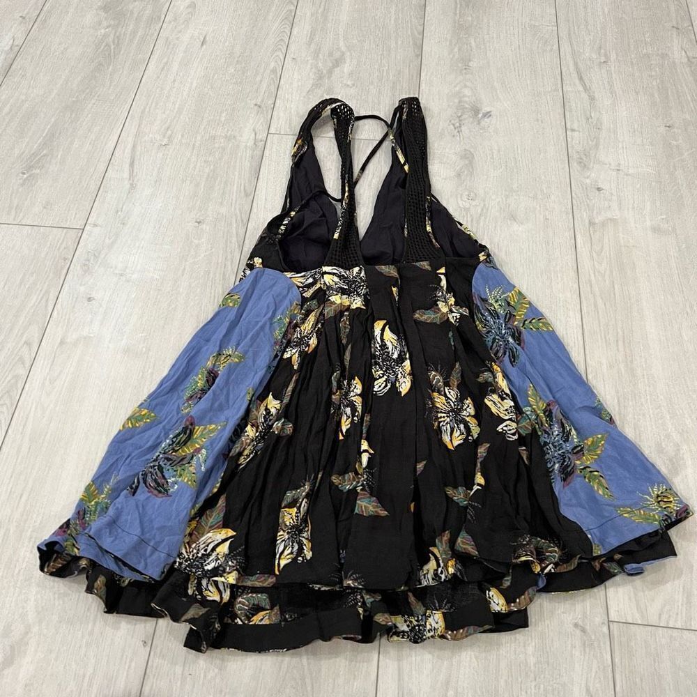 Free People Medium Thought I Was Dreaming Dress Crochet Flowy Floral Black Blue - Picture 2 of 10